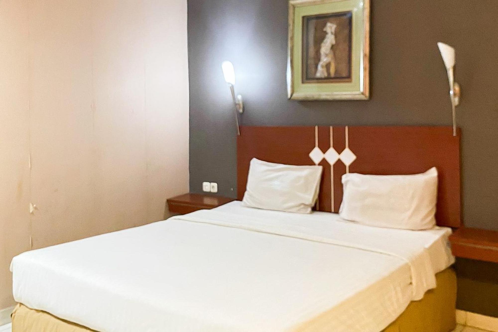 Urbanview Trisula Hotel Makassar Ngoại thất bức ảnh